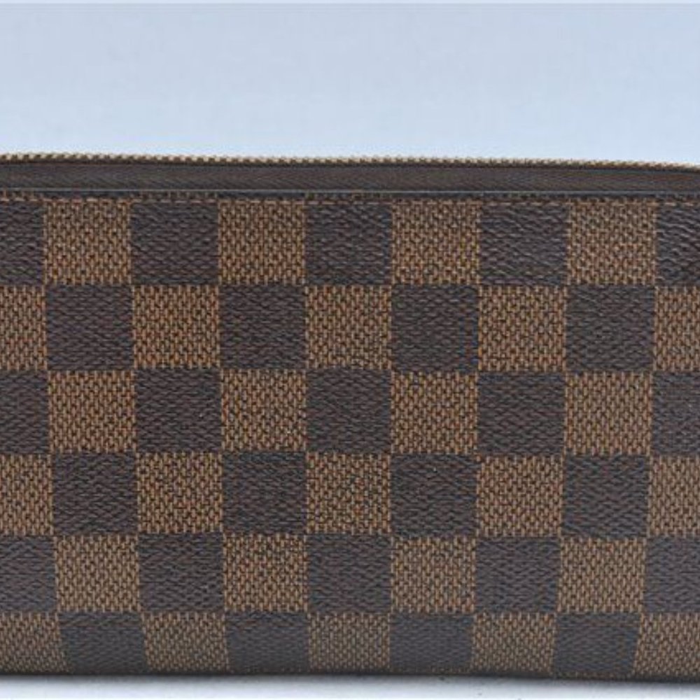 Louis Vuitton Zippy Wallet - Picture 4 of 17